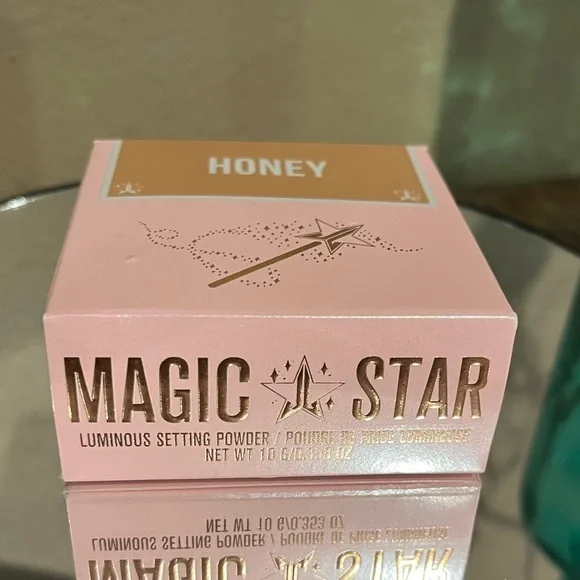Jeffree Star Luminous Setting Powder, in shade Honey, NEW! - Picture 5 of 8